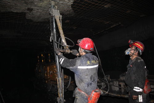 陕北矿业生产服务分公司打造技术创新 新名片