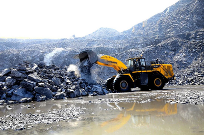 重器交付 | 柳工8128H装载机助力内蒙古绿色矿山高质量发展